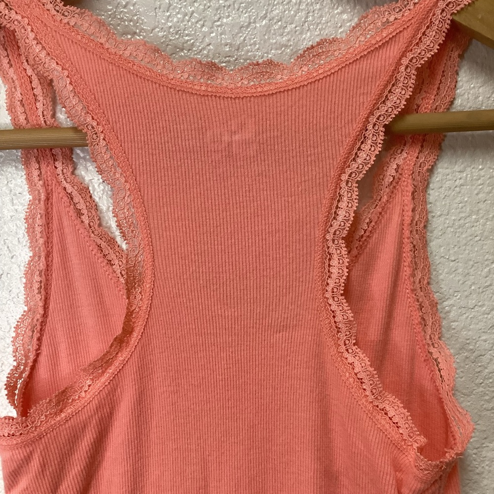 SO tank top ribbed lace racer back - Picture 3 of 8